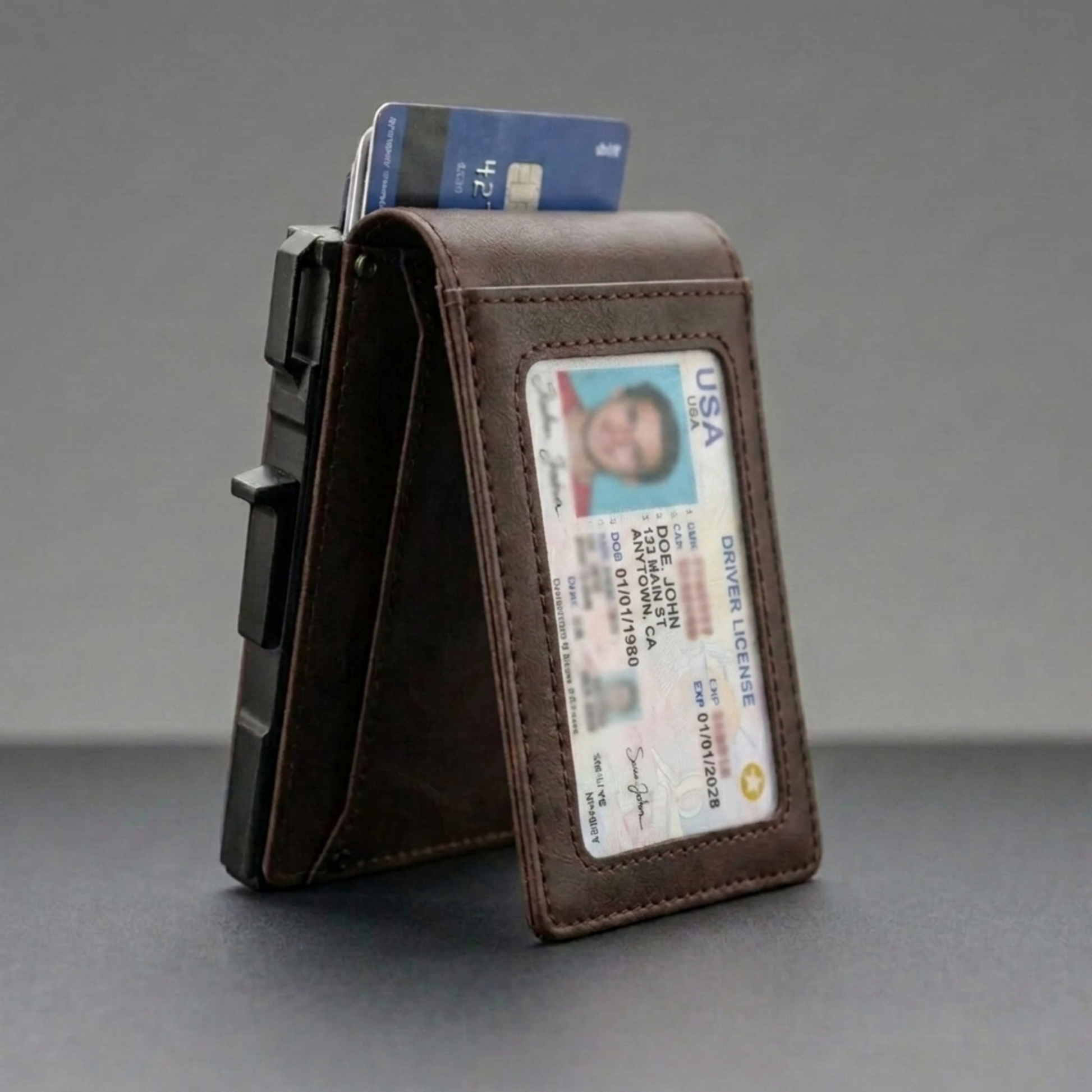 Salendor MagVault® Minimalist Wallet - Maximum Capacity. Minimal Footprint. Salendor